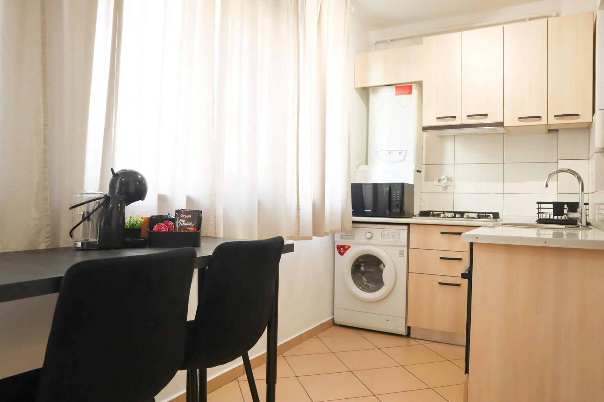 Brownix Apartment - Brown Residence Popesti-Leordeni Εξωτερικό φωτογραφία